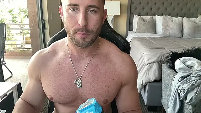 Snapshot of brettmycles28 chatting on September 2025 08:43:01 PM brettmycles28 online show from September 2025 08:43:01 PM