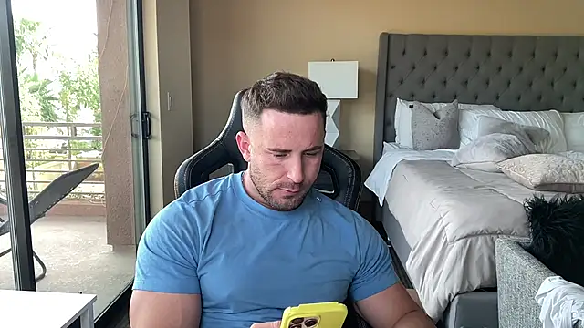 Snapshot of brettmycles28 chatting on September 2025 11:21:01 PM brettmycles28 online show from September 2025 11:21:01 PM