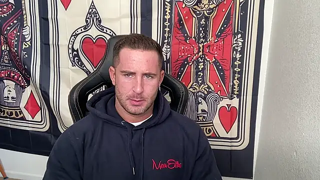 Snapshot of brettmycles28 chatting on December 2025 06:06:01 PM brettmycles28 online show from December 2025 06:06:01 PM