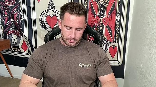 Snapshot of brettmycles28 chatting on December 2025 08:24:02 PM brettmycles28 online show from December 2025 08:24:02 PM