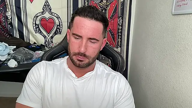 brettmycles28 online show from February 2026 07:10:01 PM