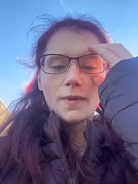 raen001 online show from November 2025 09:52:01 AM