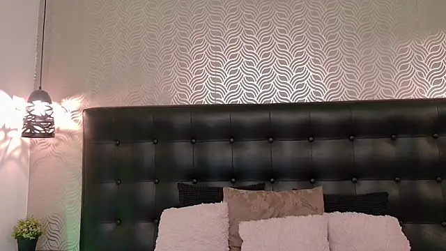 Sharonevanss  online show from April 2026 08:24:02 PM