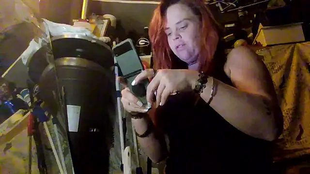 Snapshot of TWiSTYTheTwizted chatting on January 2026 08:01:02 PM TWiSTYTheTwizted online show from January 2026 08:01:02 PM