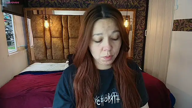Isa Thompson   online show from May 2026 11:42:02 AM