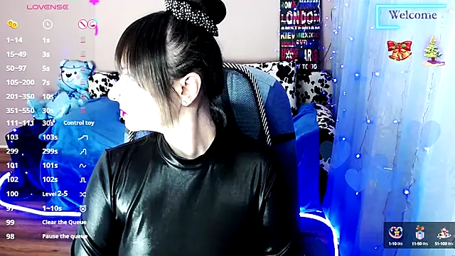 MilaRay online show from January 2025 10:48:02 AM