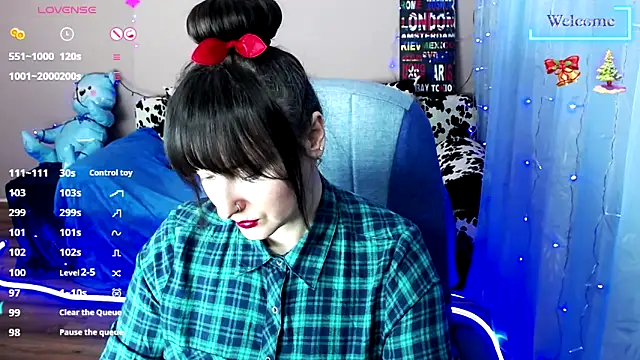 MilaRay online show from February 2025 01:48:02 PM