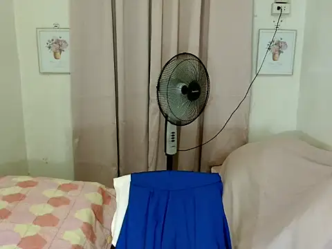 Snapshot of gorgeousYNEZ22 chatting on April 2026 12:53:01 AM gorgeousYNEZ22 online show from April 2026 12:53:01 AM