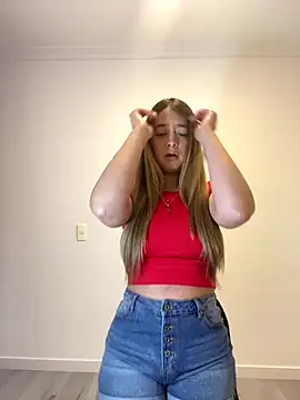 Snapshot of Zara_Ross chatting on September 2025 04:53:02 PM Zara Ross online show from September 2025 04:53:02 PM