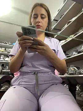 GiaDuque online show from January 2026 11:34:01 AM