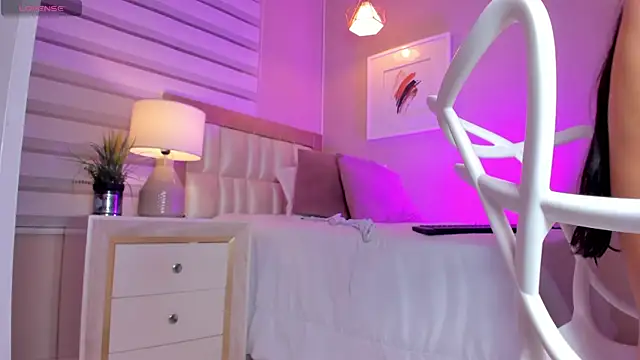 Snapshot of _paula_x chatting on October 2025 11:33:02 AM paula x online show from October 2025 11:33:02 AM