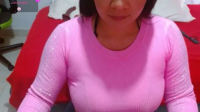 hiilarybrown online show from December 2025 07:56:02 PM