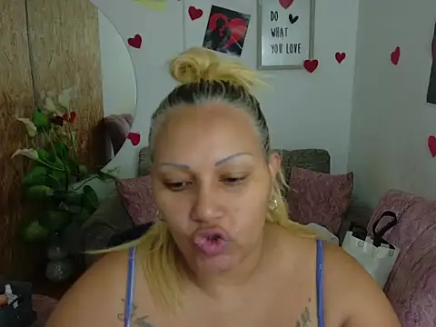 laleska montenegro online show from February 2026 04:32:01 AM