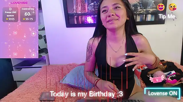 Snapshot of hellenngp chatting on November 2025 08:19:02 PM hellenngp online show from November 2025 08:19:02 PM