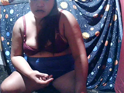 Snapshot of 33mango chatting on November 2025 07:46:02 PM 33mango online show from November 2025 07:46:02 PM