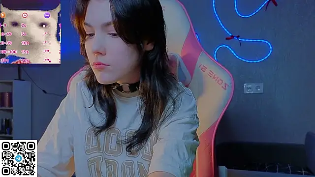 Snapshot of Sophie_SkyAngel chatting on January 2026 11:36:01 PM Sophie SkyAngel online show from January 2026 11:36:01 PM