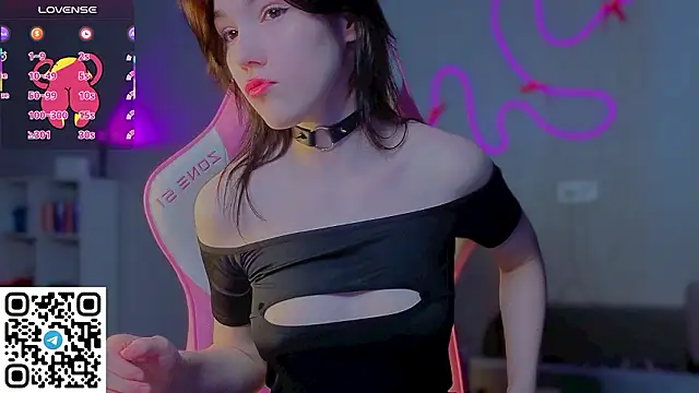 Snapshot of Sophie_SkyAngel chatting on February 2026 08:54:01 AM Sophie SkyAngel online show from February 2026 08:54:01 AM