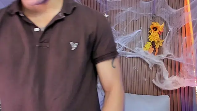 Leo santoro online show from October 2025 01:56:02 PM