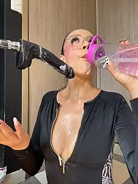 ValentinaBianchi online show from February 2026 06:59:02 PM