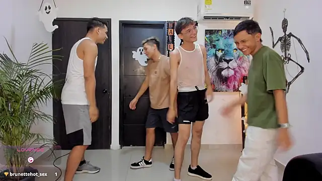 Bisexlifehot   online show from October 2025 11:05:01 PM