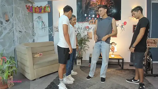 Bisexlifehot   online show from October 2025 11:09:01 PM