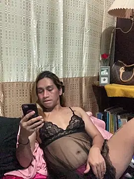 Snapshot of pretty_TRANSjona chatting on April 2026 07:51:02 PM pretty TRANSjona online show from April 2026 07:51:02 PM