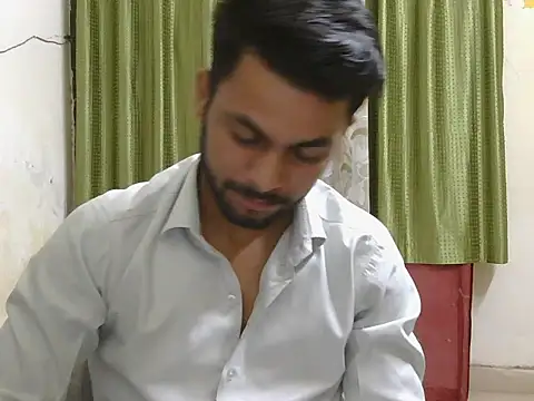 ursdreamperson online show from May 2026 12:50:02 AM