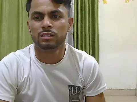 ursdreamperson online show from May 2026 02:23:01 PM