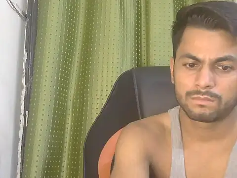 ursdreamperson online show from July 2026 01:15:01 PM