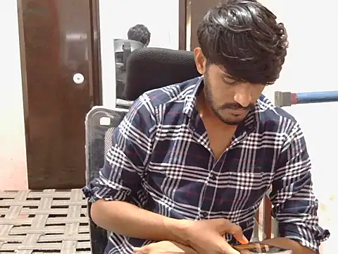 krishjaat43 online show from October 2025 05:19:01 AM