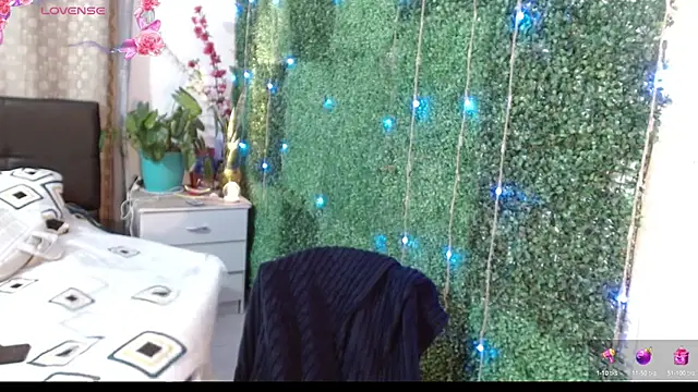 Snapshot of angelly__kate chatting on September 2025 04:12:02 AM angelly kate online show from September 2025 04:12:02 AM