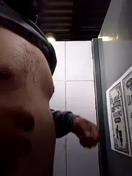 Snapshot of Lujor chatting on February 2026 06:59:02 PM Lujor online show from February 2026 06:59:02 PM