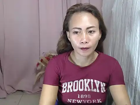 joanpetite online show from March 2026 12:25:02 AM