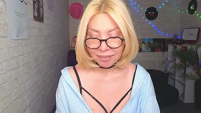 Wendy Waves online show from January 2026 11:48:02 AM