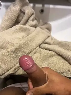 youyou933 online show from October 2025 03:20:01 PM