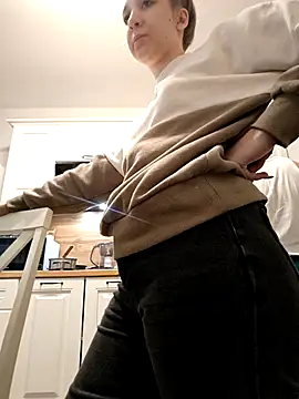 yourfavpsy  online show from November 2025 11:35:01 AM