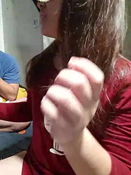 Snapshot of hihiakiko chatting on November 2025 03:39:01 PM hihiakiko online show from November 2025 03:39:01 PM