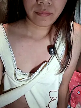 Snapshot of hihiakiko chatting on December 2025 03:50:01 PM hihiakiko online show from December 2025 03:50:01 PM