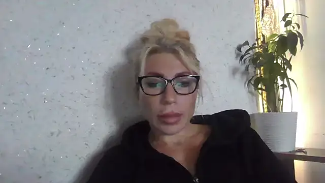 fox red lady7 online show from October 2025 10:05:01 AM