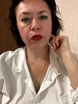 Kiravix online show from November 2025 06:53:02 PM