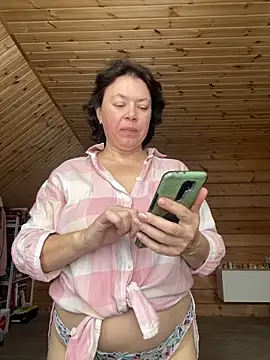 Kiravix online show from December 2025 09:05:02 AM