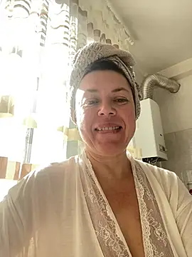 Kiravix online show from May 2026 04:32:02 AM