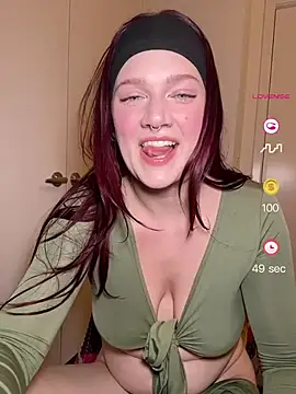 zarialove online show from April 2026 02:20:01 AM