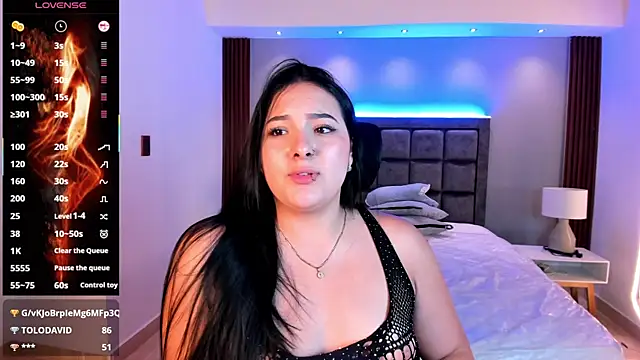 sofiacaramel online show from October 2025 07:50:01 AM