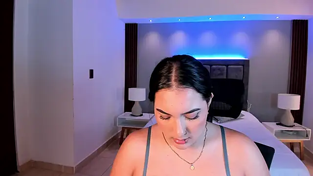 sofiacaramel online show from November 2025 07:47:01 PM