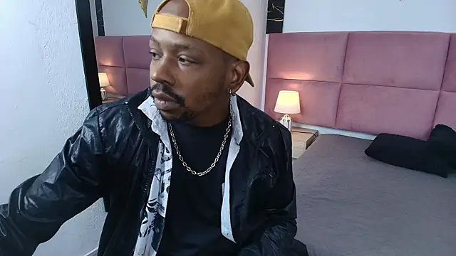 muller asher online show from October 2025 08:00:02 PM