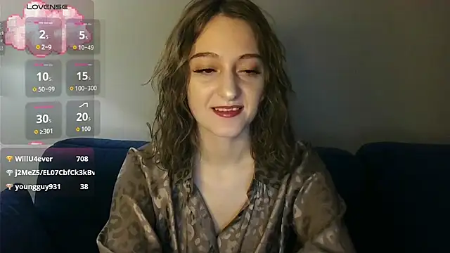 white liillyy online show from December 2025 11:43:01 PM