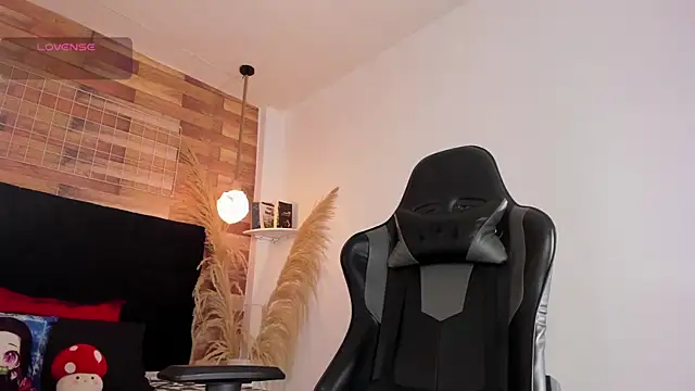 Emily brown04 online show from October 2025 02:21:02 PM