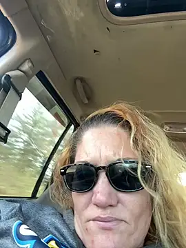 SnowBunny1224 online show from March 2026 02:55:01 PM