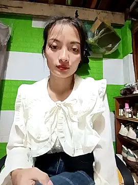 Snapshot of tdtd98 chatting on October 2025 11:32:02 AM tdtd98 online show from October 2025 11:32:02 AM